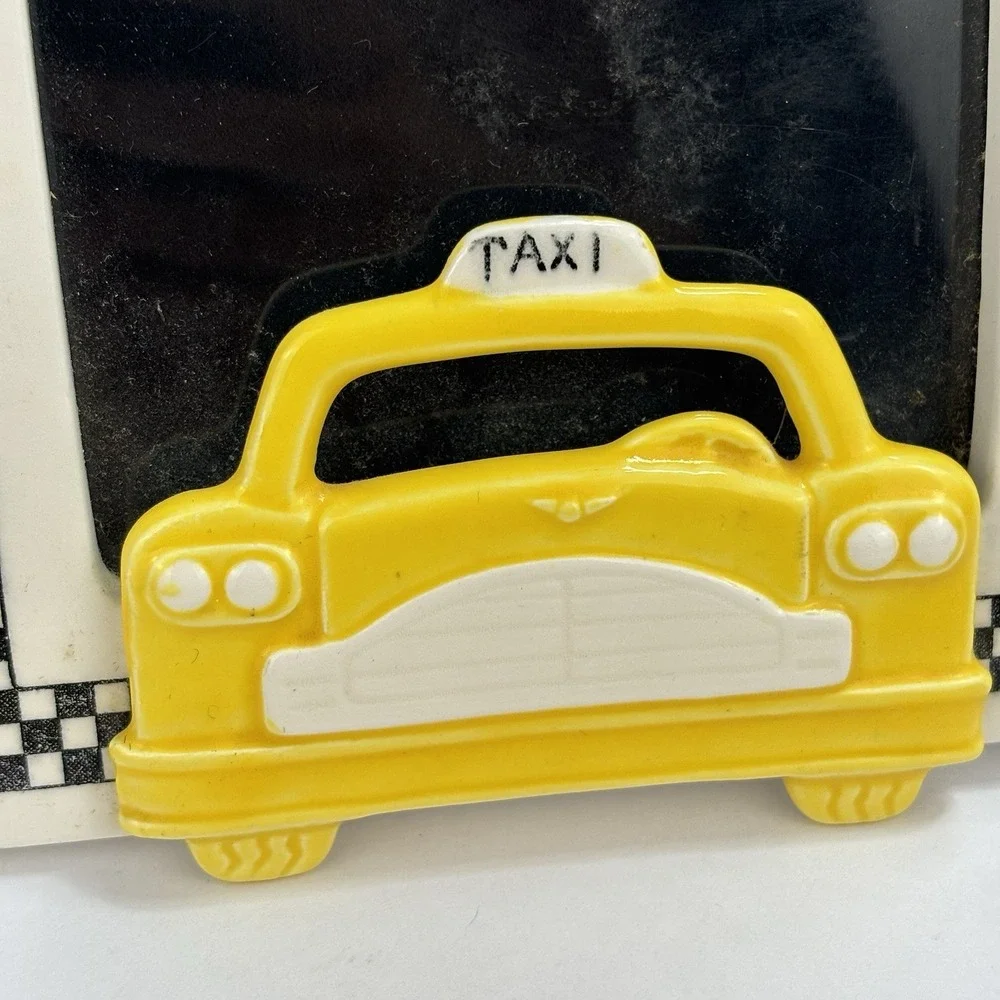 Vintage 70s/80s Vandor Imports Taxi Cab Checkered Novelty Picture Frame